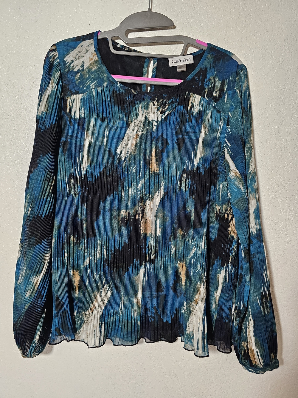Calvin Klein Teal, Blue & Cream Abstract Pleated Long-Sleeve Blouse
